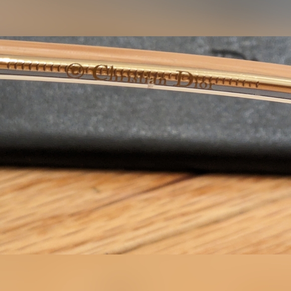 21. NEW CHRISTIAN DIOR REFLECTIVE AVIATOR SUNGLASSES - Picture 10 of 15